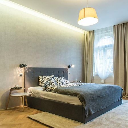 Exclusive 3 Bedroom Top-Notch Flat, Great Location Prag Exteriör bild