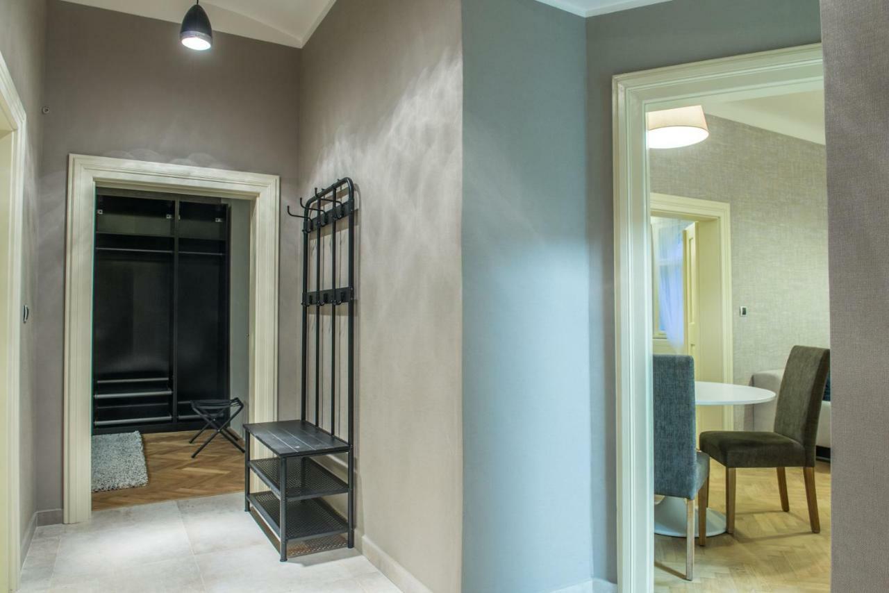 Exclusive 3 Bedroom Top-Notch Flat, Great Location Prag Exteriör bild