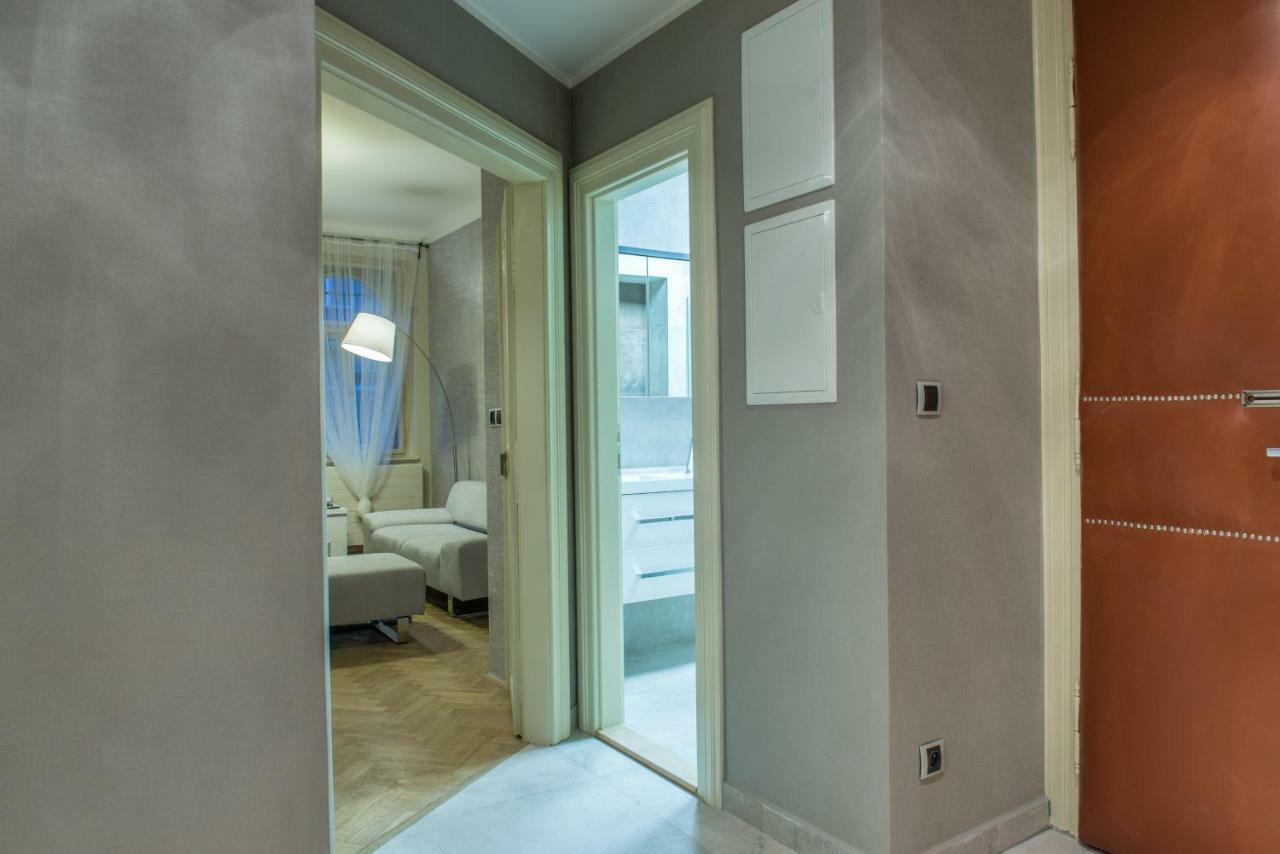 Exclusive 3 Bedroom Top-Notch Flat, Great Location Prag Exteriör bild